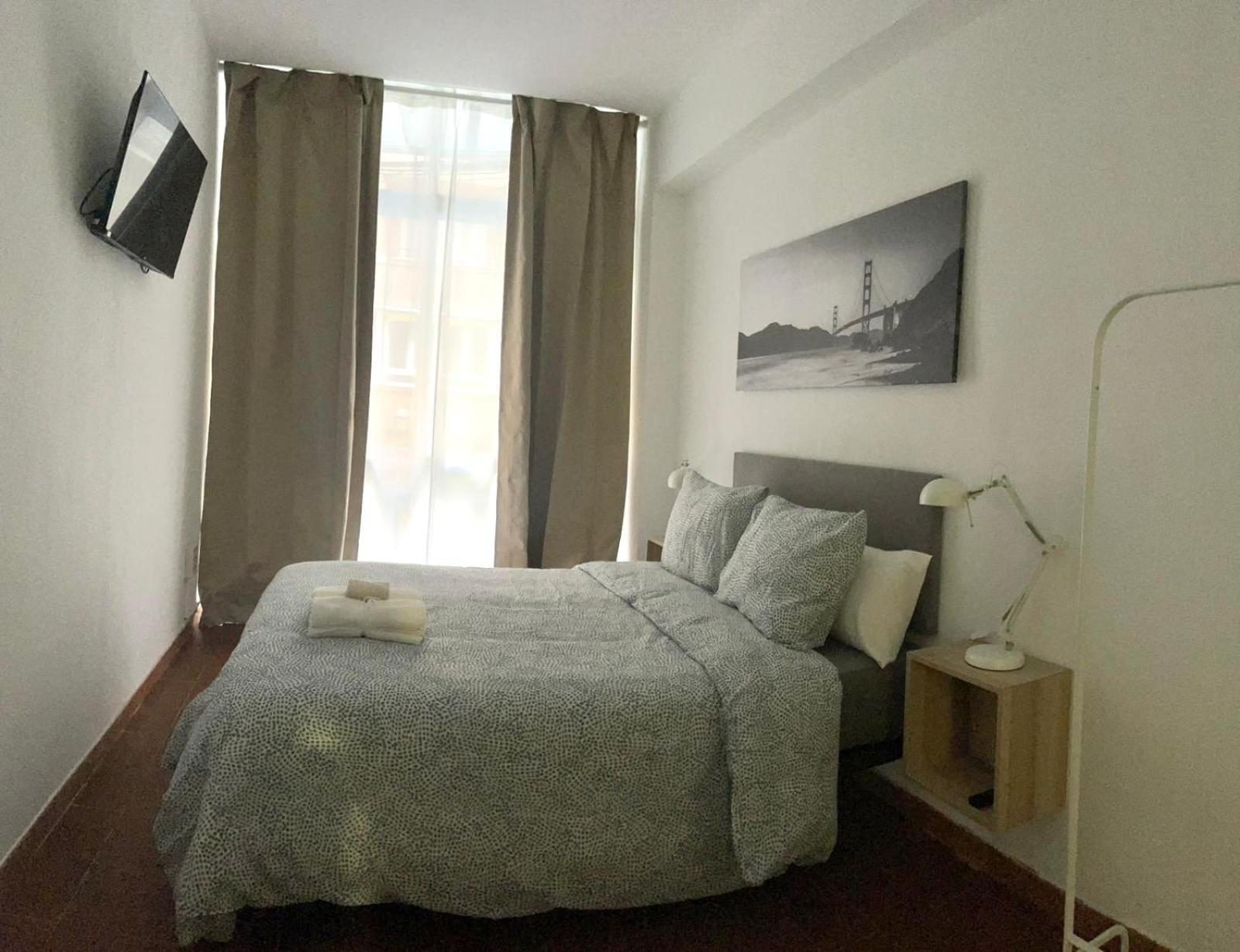 Rooms Caceres Мадрид Екстериор снимка