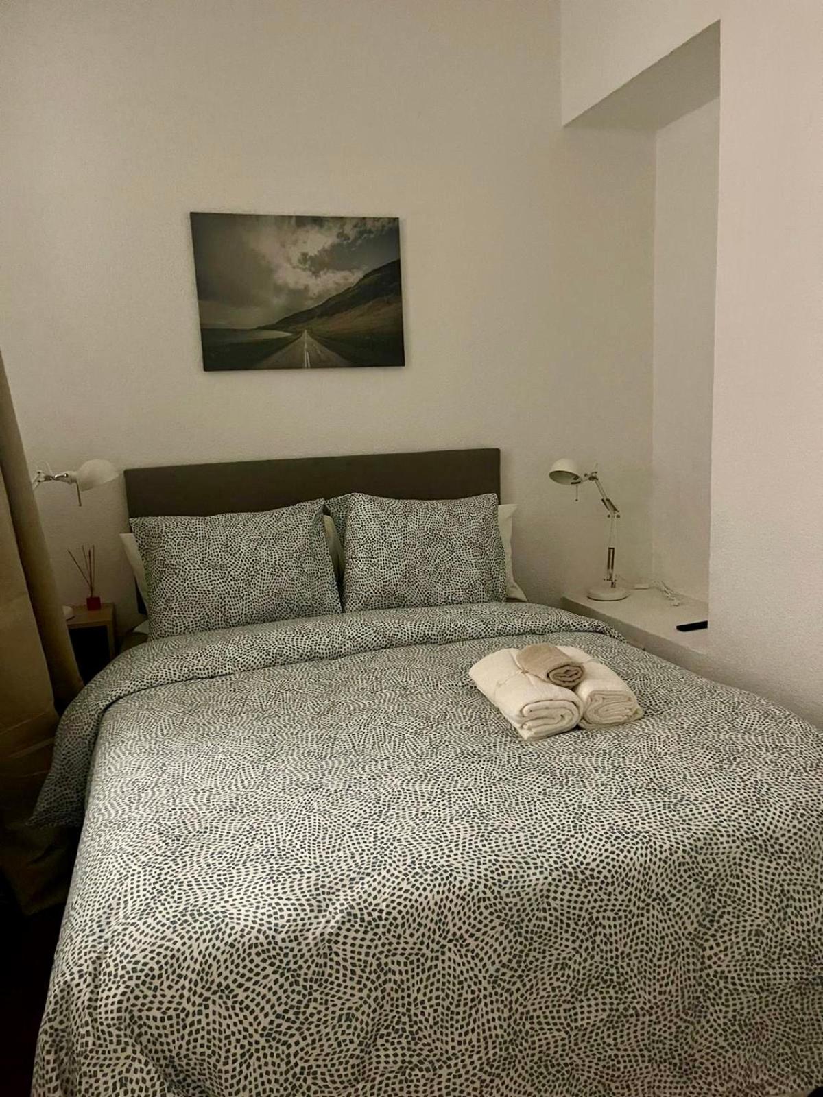 Rooms Caceres Мадрид Екстериор снимка